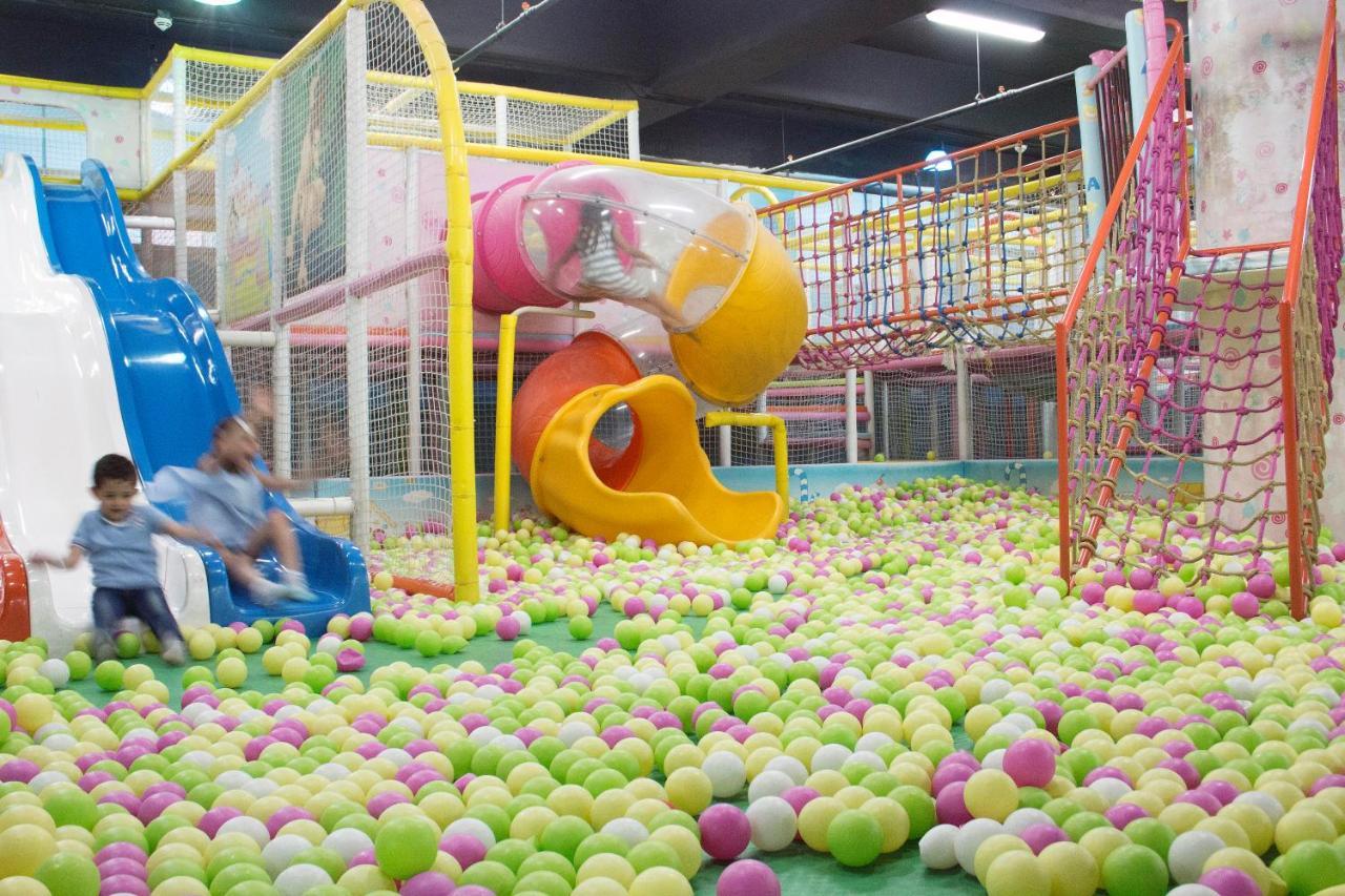 Swiss Inn Teda Hotel & Aqua Park 艾因苏赫纳 外观 照片